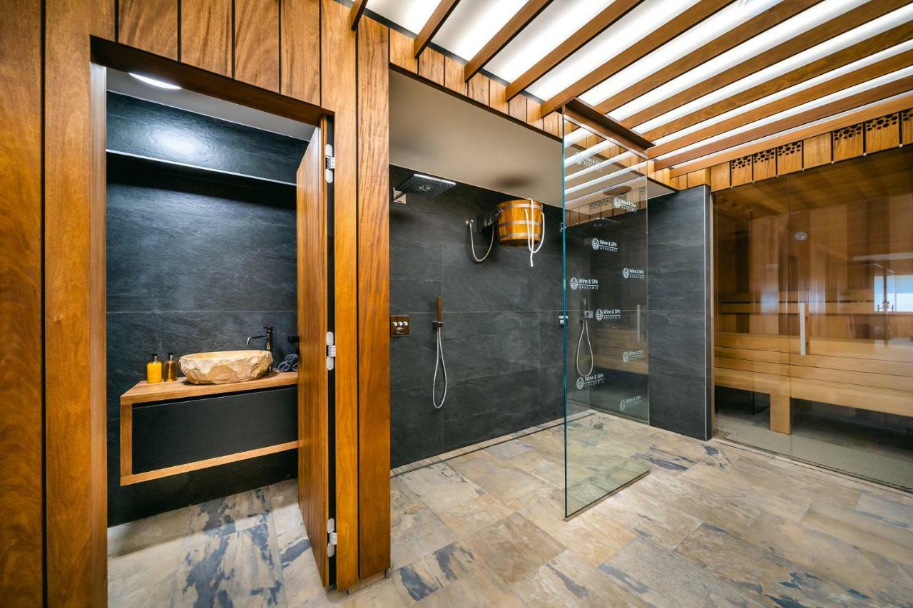 Chocerady Hotel Akademie מראה חיצוני תמונה